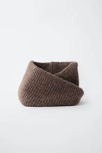 CROSSOVER KNIT NECK WARMER