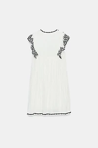 ZW COLLECTION CONTRAST EMBROIDERED DRESS