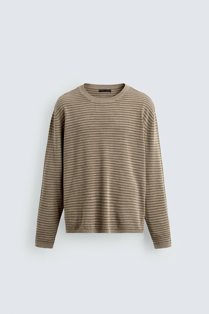 PULL EN JACQUARD À RAYURES