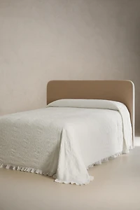 JACQUARD BEDSPREAD WITH RUFFLES