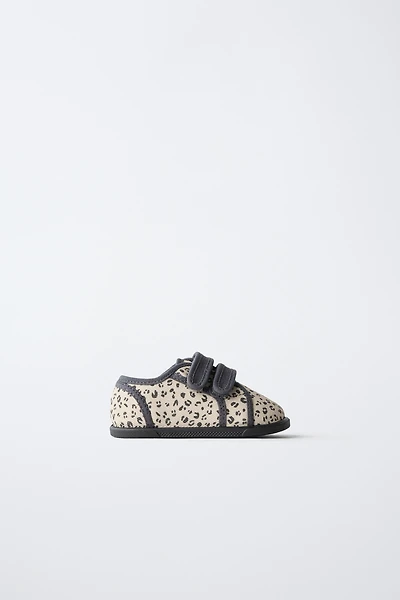 LEOPARD PRINT BAREFOOT SNEAKERS