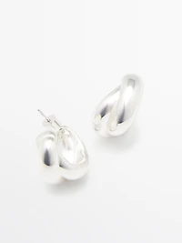 Boucles d’oreilles anneaux enveloppantes