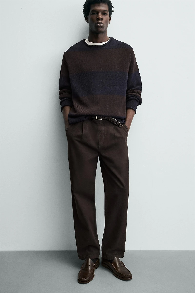 PLEATED STRAIGHT FIT PANTS