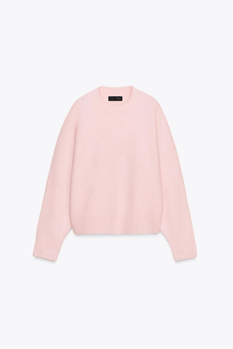 PULL DOUX EN MAILLE UNIE