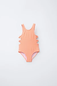 AGES 6-14 / CUT-OUT BOW ONE-PIECE SWIMSUIT