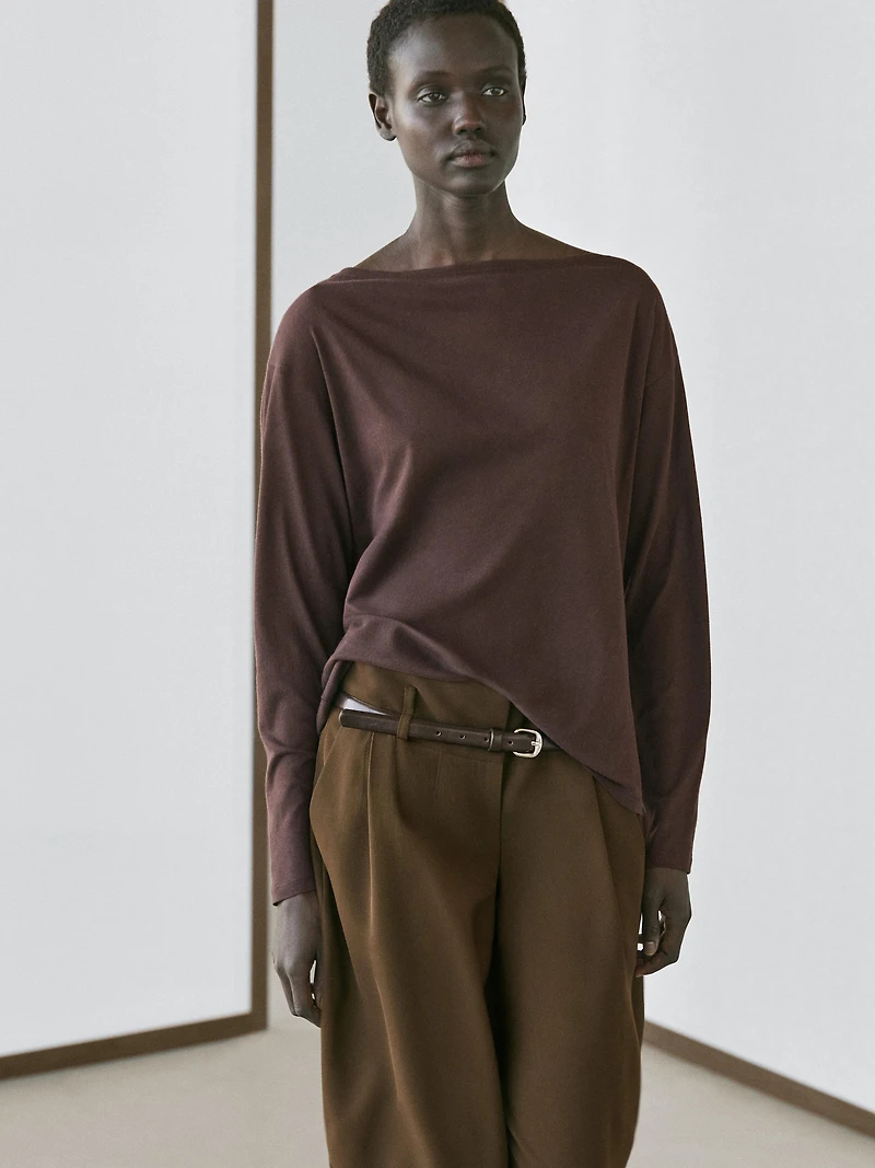 100% cotton boat neck T-shirt