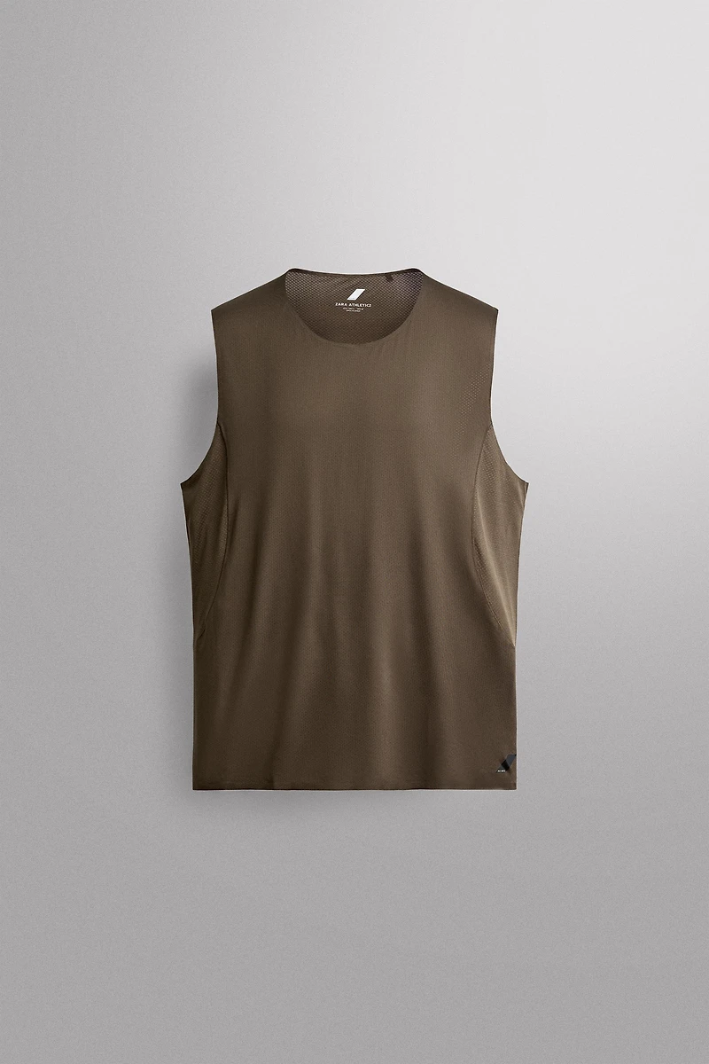 GRAPHIC RUNNING TANK TOP