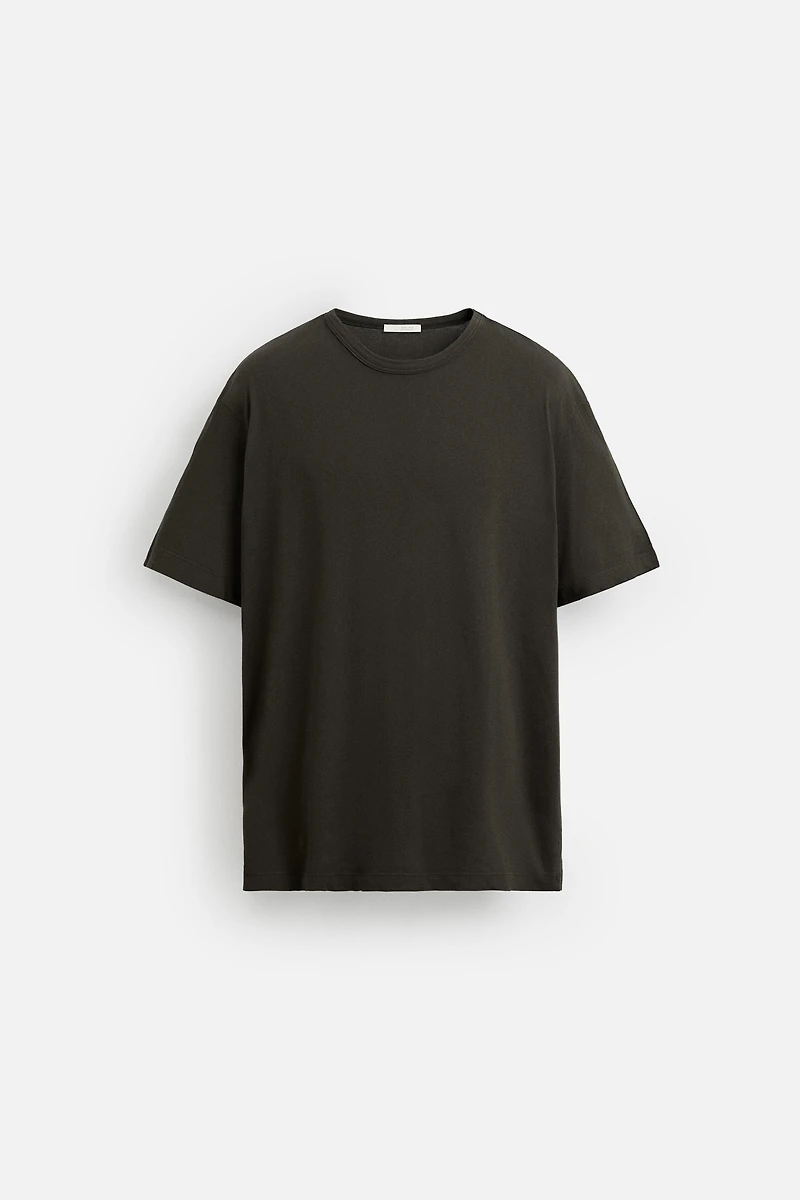 BASIC LIGHTWEIGHT T-SHIRT