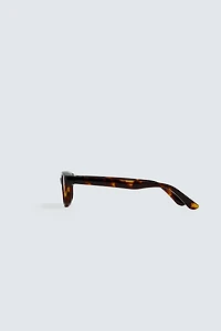 LUNETTES DE SOLEIL OVALES AARON LEVINE X ZARA