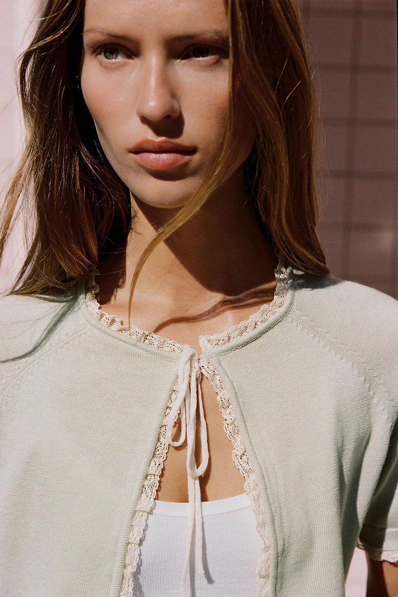 LACE BOW CARDIGAN