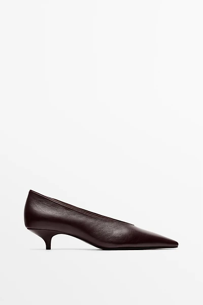 Chaussure à talon bout pointu