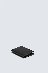 FOLDABLE LEATHER CARDHOLDER