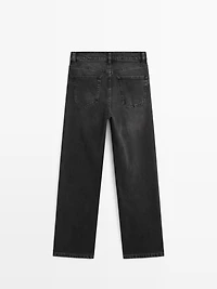 Straight-leg high-waist jeans