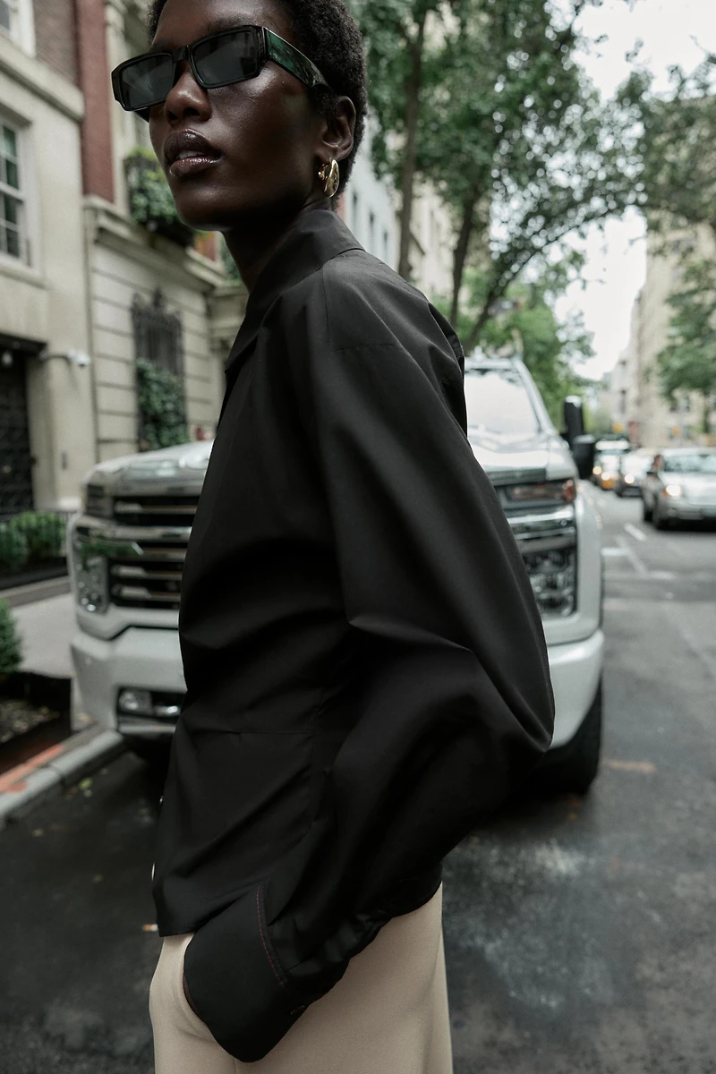 PLEATED WAIST POPLIN SHIRT