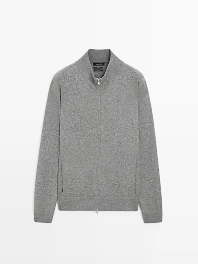 100% wool zip-up knit cardigan