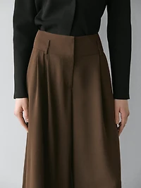 Long Bermuda shorts with turn-up hems