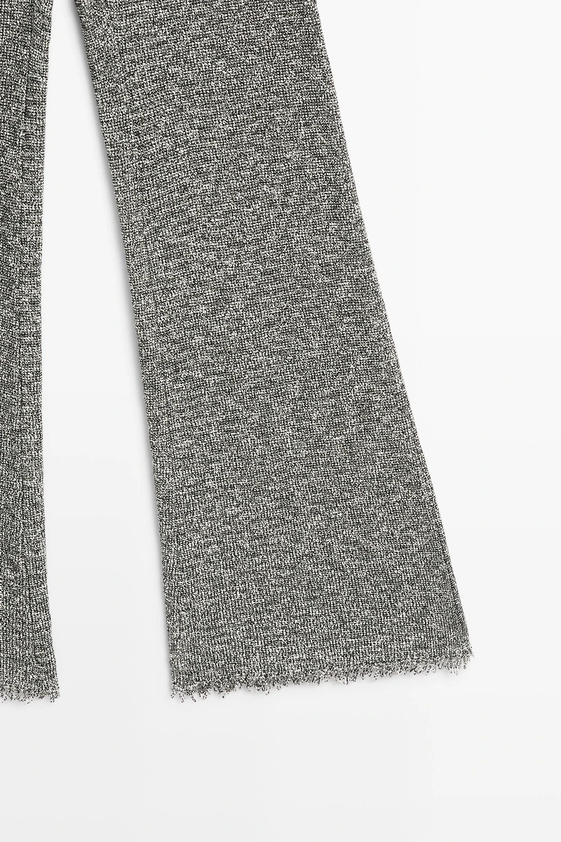 Flowing speckled pants for a total look