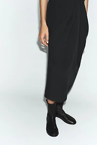 SOFT LEATHER ANKLE BOOTS