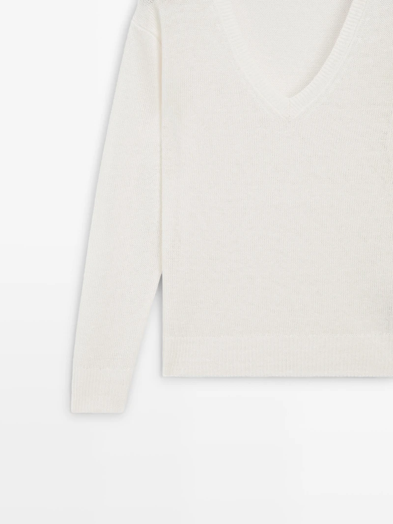 100% linen knit V-neck sweater