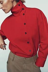 CHEMISE CACHE-CŒUR À COL MONTANT