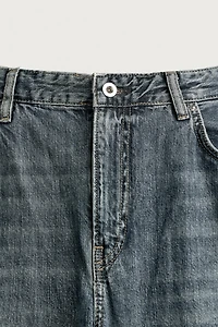 FLARE FIT JEANS