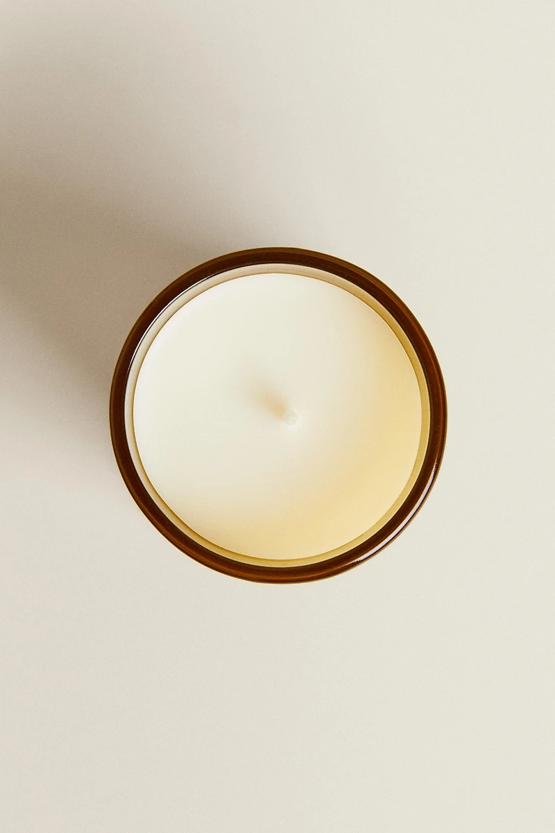 G) WHITE LOTUS SCENTED CANDLE