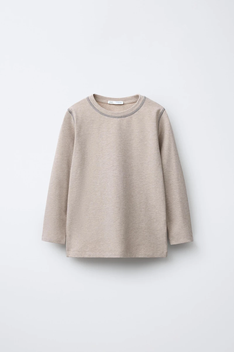 LOT DE DEUX T-SHIRTS SURJETÉS À CONTRASTE