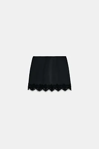 SKORT WITH LACE HEM