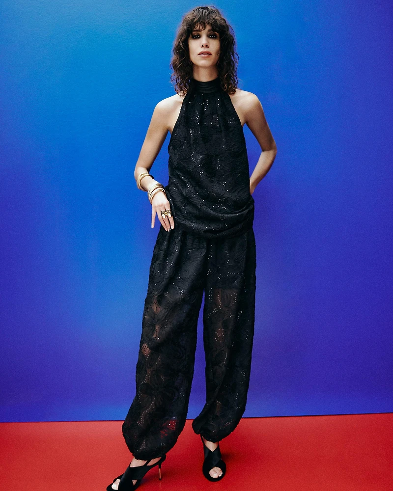 CRISSCROSS HEEL SANDALS