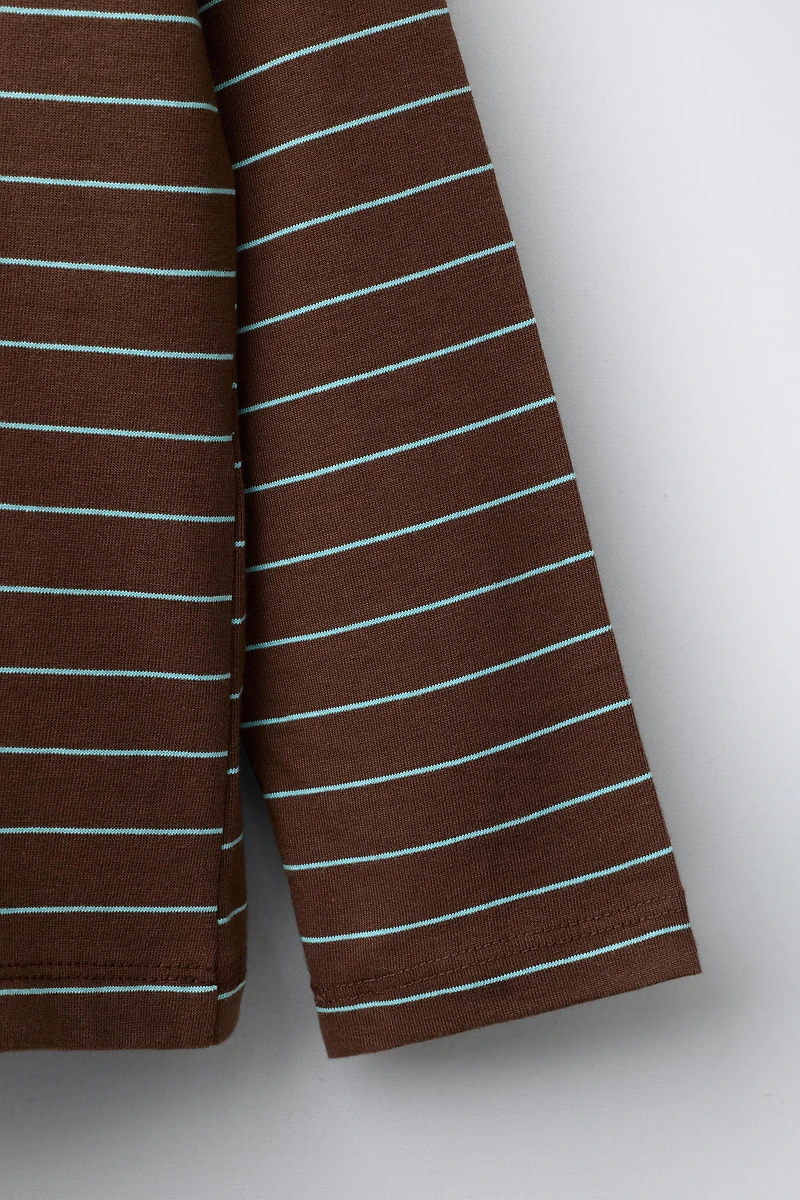 STRIPED PRINT T-SHIRT