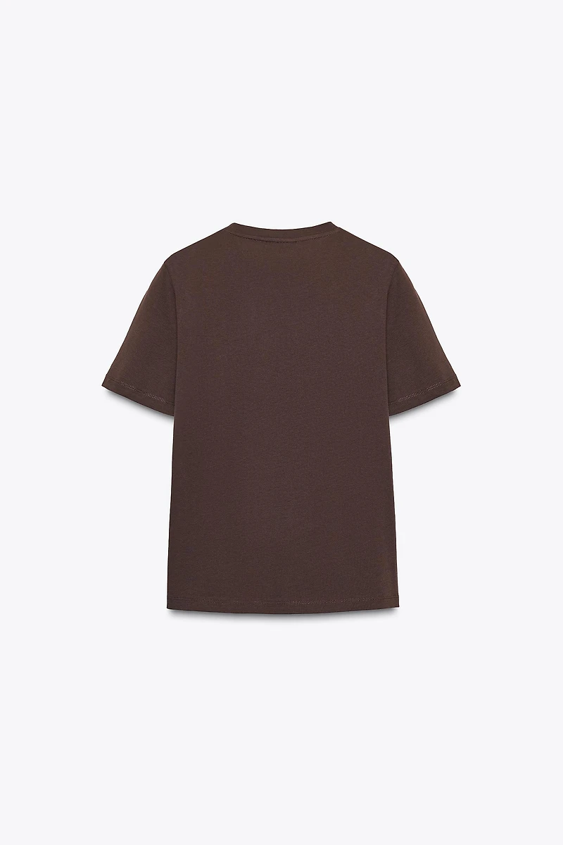 BROOCH T-SHIRT