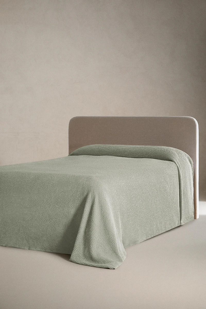 MINI WAFFLE BEDSPREAD