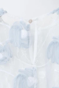 ROBE EN TULLE BRODÉE