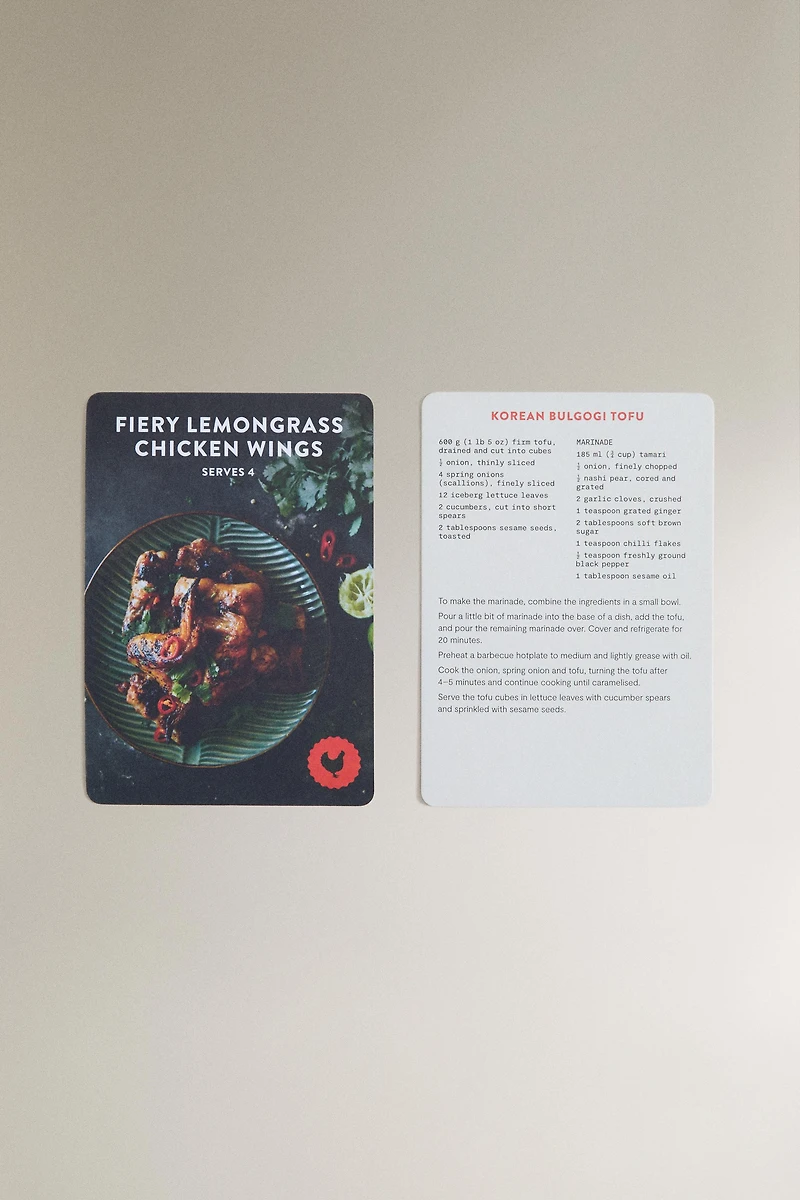 THE BBQ COMPANION: 50 RECIPE CARDS FOR GRILLING PERFECTION (ENGLISH)