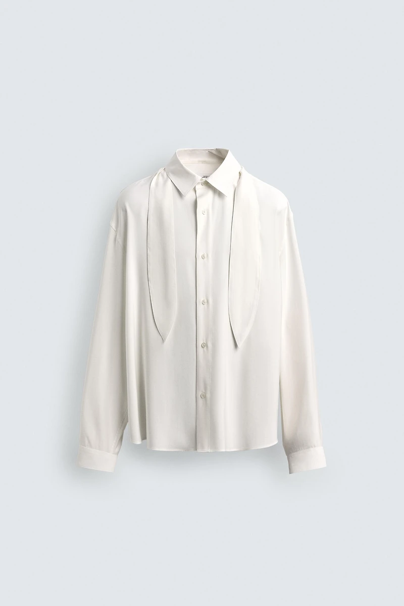 FLOWY SHIRT WITH SHORT TIE