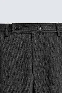 TEXTURED TAPERED FIT PANTS