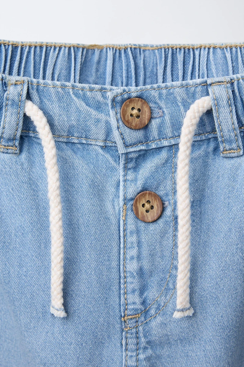 DENIM DÉCONTRACTÉ FLUIDE