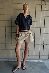 CONTRAST TOPSTITCHED LINEN SHIRT