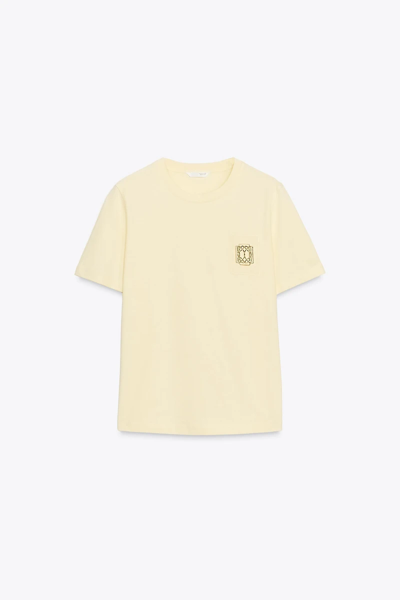 BROOCH T-SHIRT