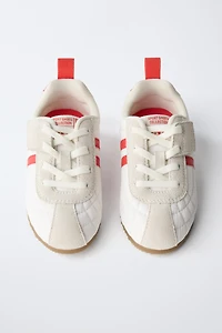 RETRO SNEAKERS