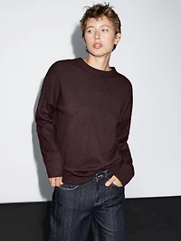 Mid-rise straight-leg jeans