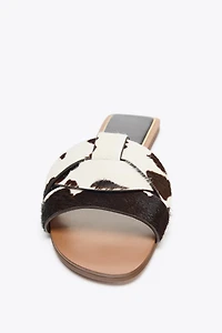 SANDALES PLATES EN CUIR