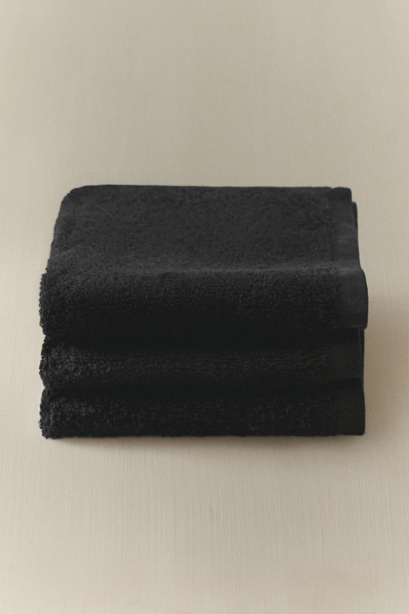 PACK OF COTTON HAND TOWELS (PACK 3)