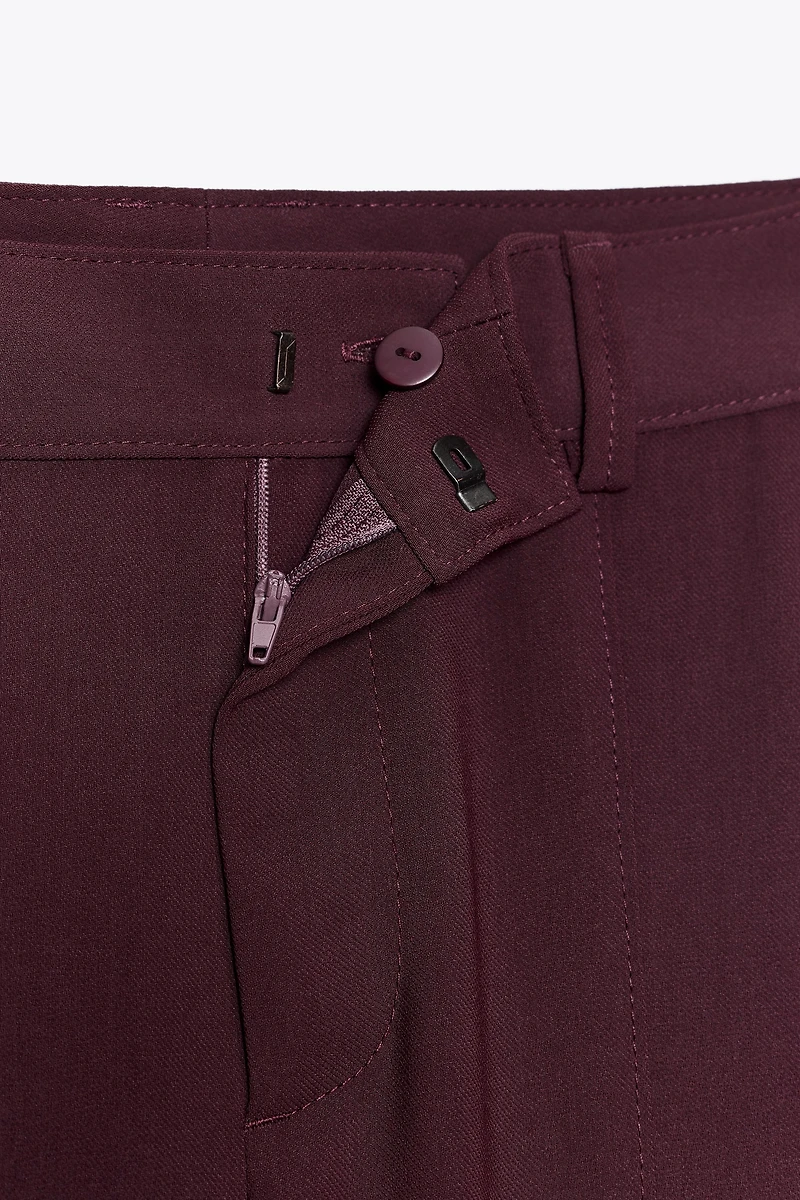 SEAMED STRAIGHT LEG PANTS