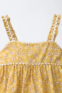 FLORAL RUFFLE TOP