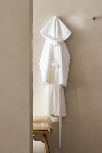 (360 GXM²) PEIGNOIR À CAPUCHE