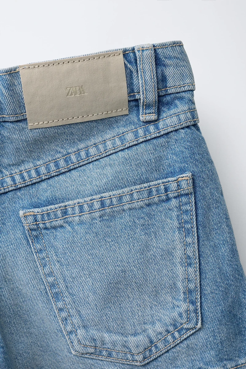 SHORT EN JEAN AVEC PERLES