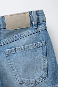SHORT EN JEAN AVEC PERLES
