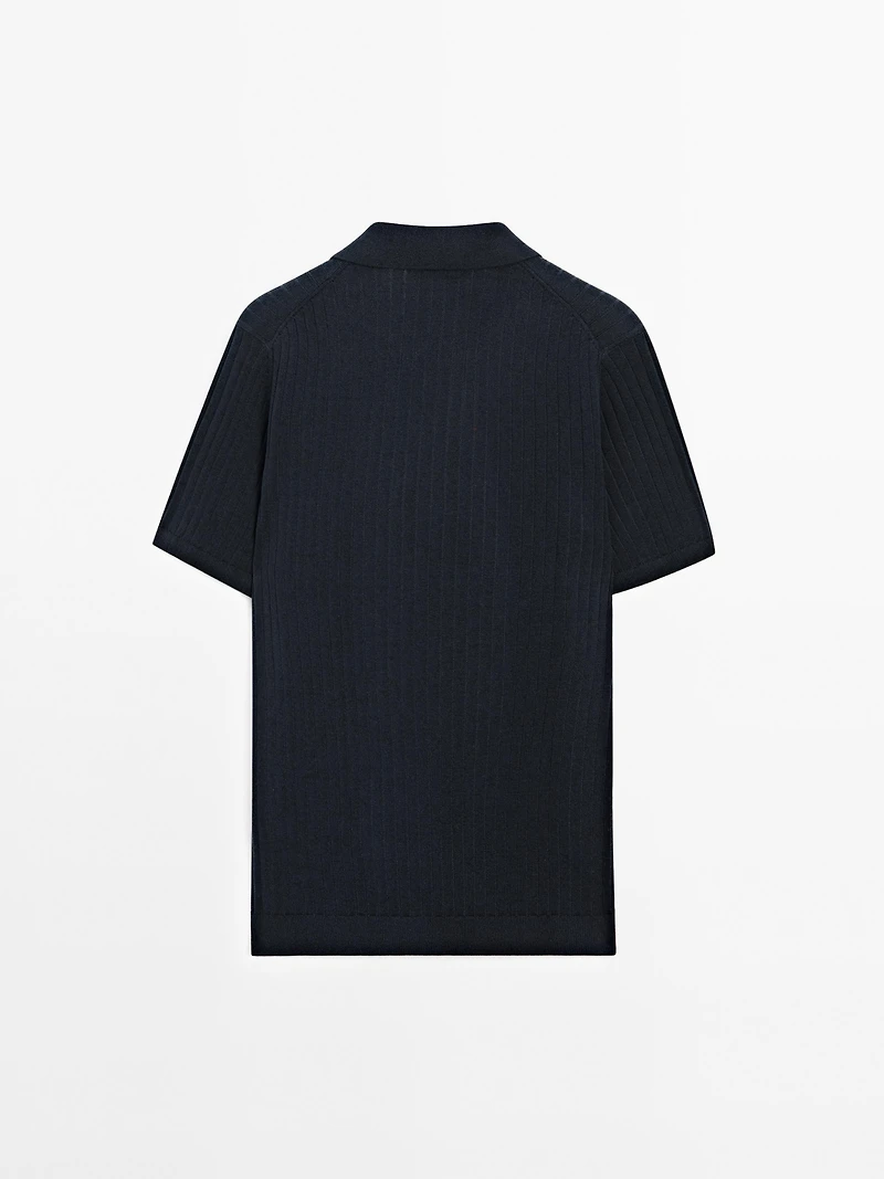 Ribbed knit short sleeve polo shirt