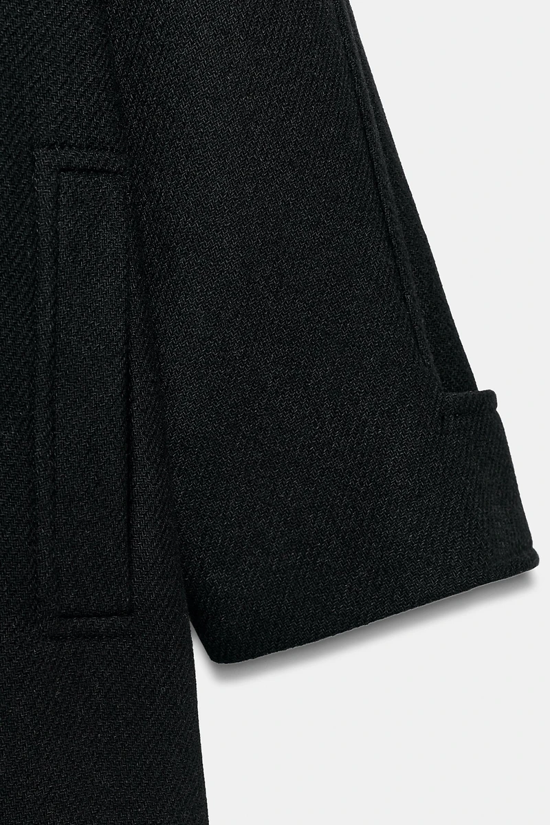 OVERSIZED COAT WITH CONTRAST CUFFS